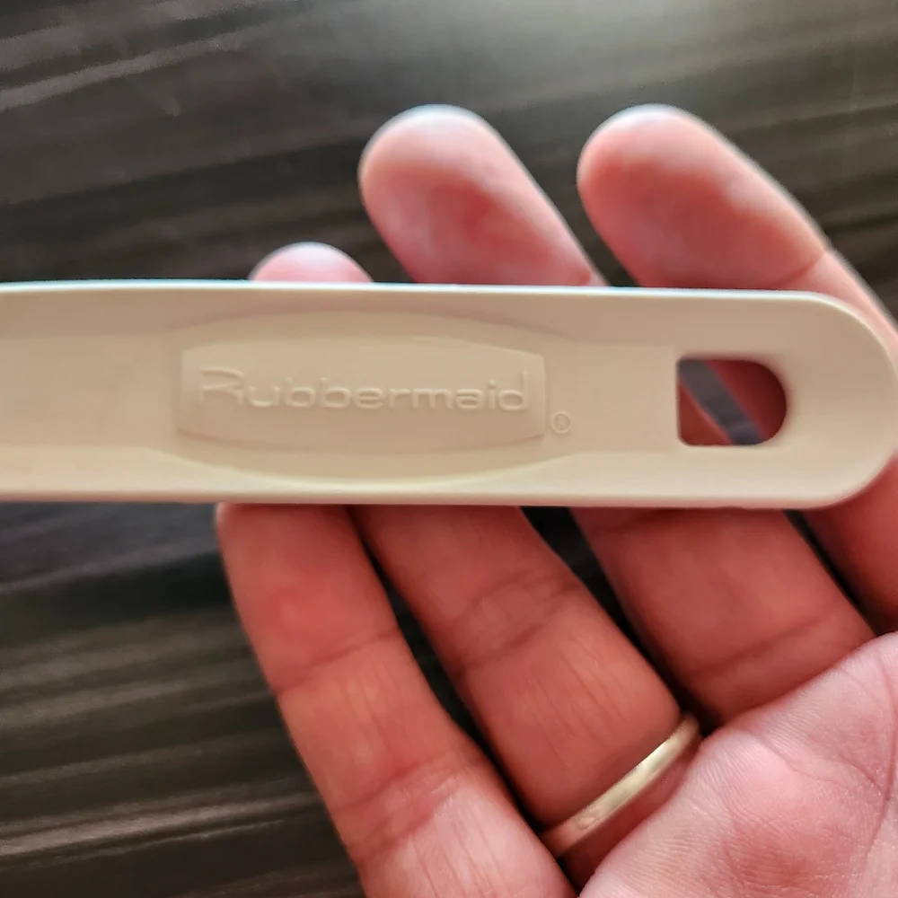 N/A rubbermaid pasta